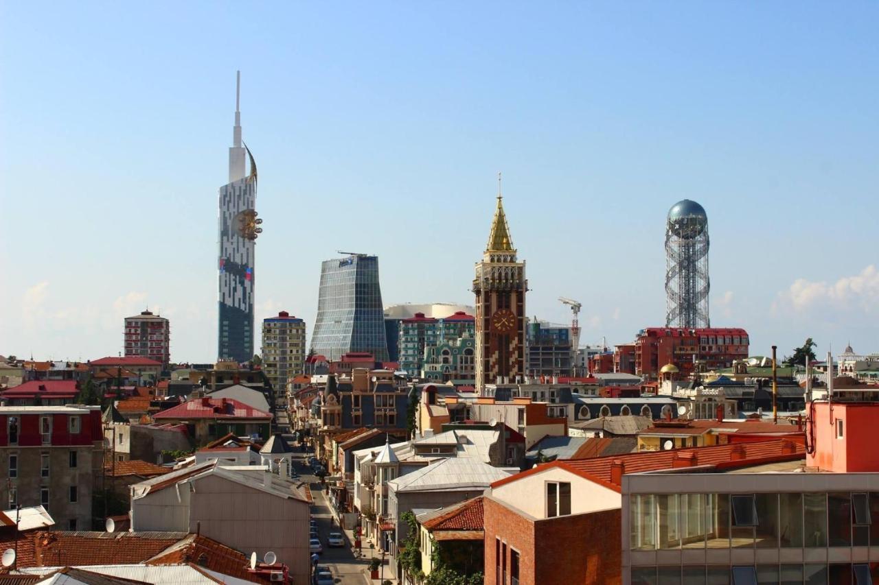 Hotel Light Palace Batumi Exterior foto